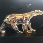 Peinture chrome sur ours en résine